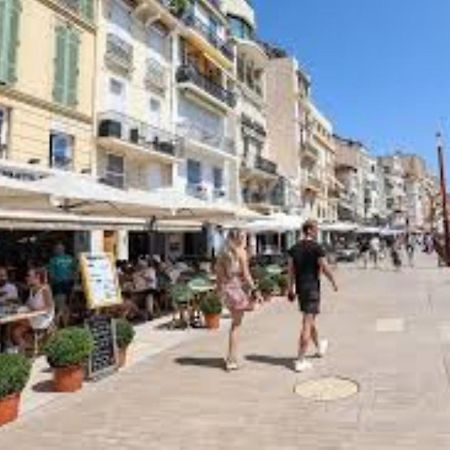 Magnifique 3 Pieces Renove Cannes Centre 'Banane' Avec Veranda ! A2B88 Exteriér fotografie
