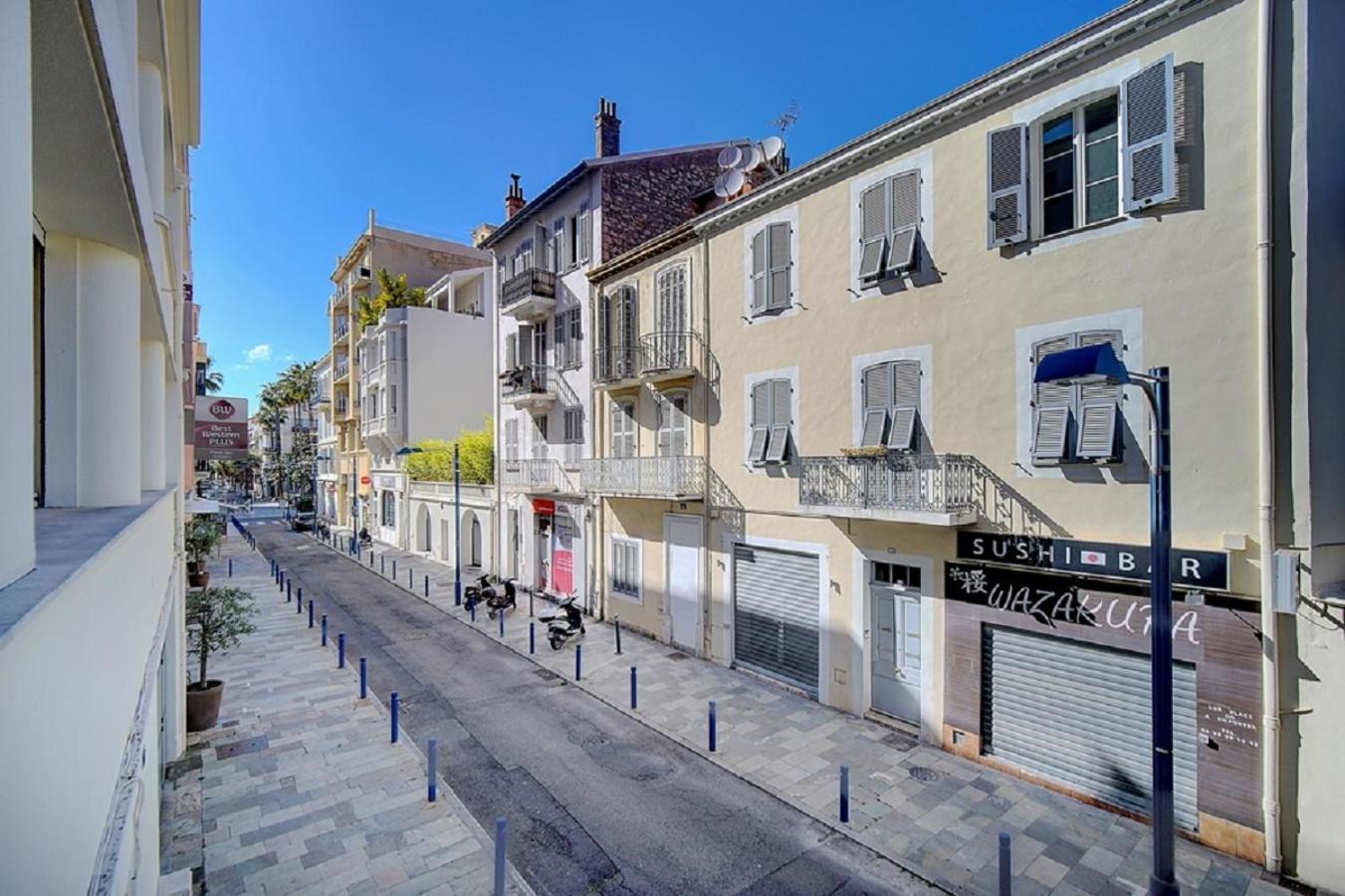 Magnifique 3 Pieces Renove Cannes Centre 'Banane' Avec Veranda ! A2B88 Exteriér fotografie