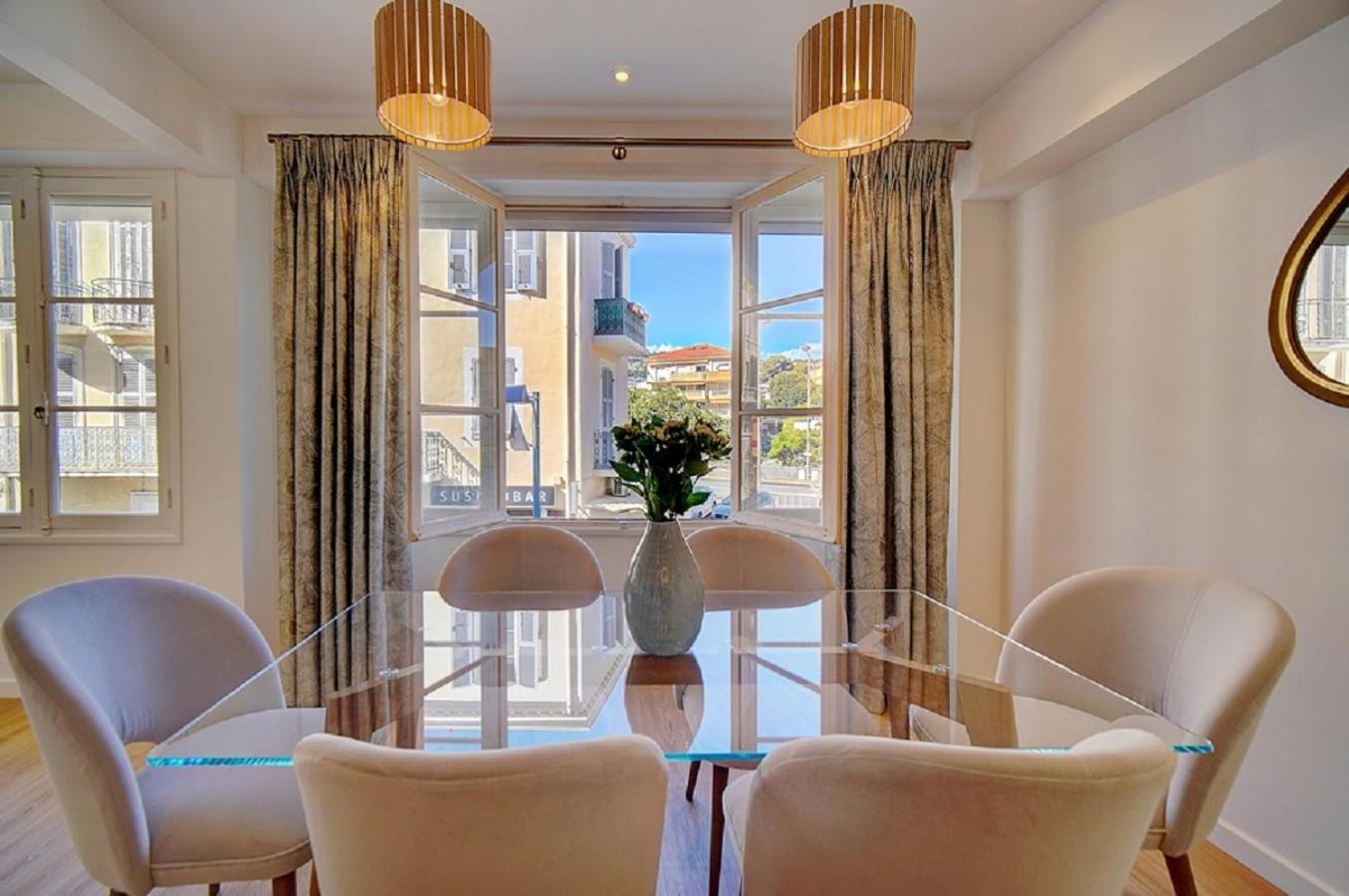 Magnifique 3 Pieces Renove Cannes Centre 'Banane' Avec Veranda ! A2B88 Exteriér fotografie